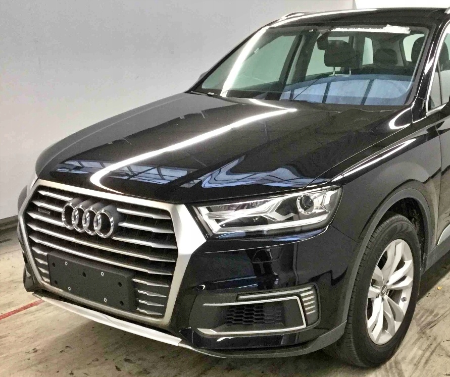 Audi Q7 4M e-tron Przód kompletny L041