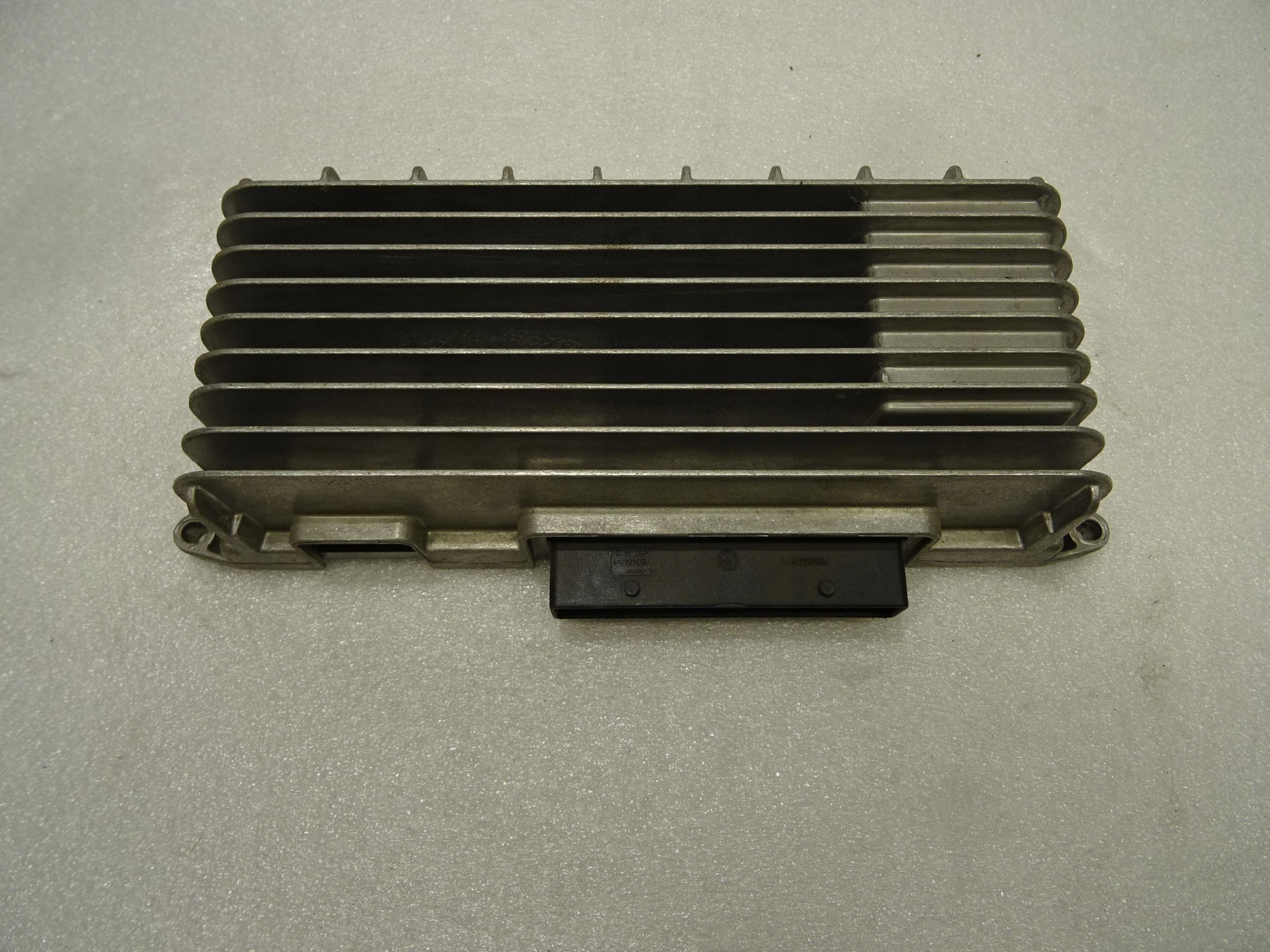 A4 A5 8T Q5 WZMACNIACZ AUDIO AMPLIFIER 8T0035223Q E H07