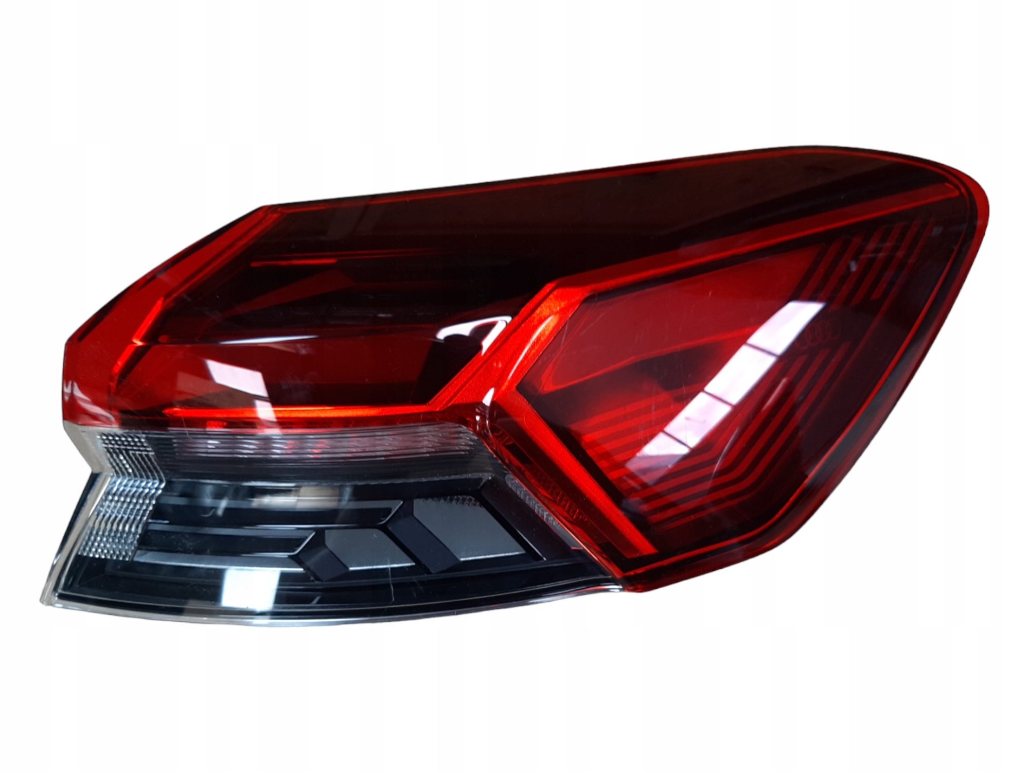 AUDI Q4 E-TRON LAMPA TYŁ PRAWA HIGH 89A945092A