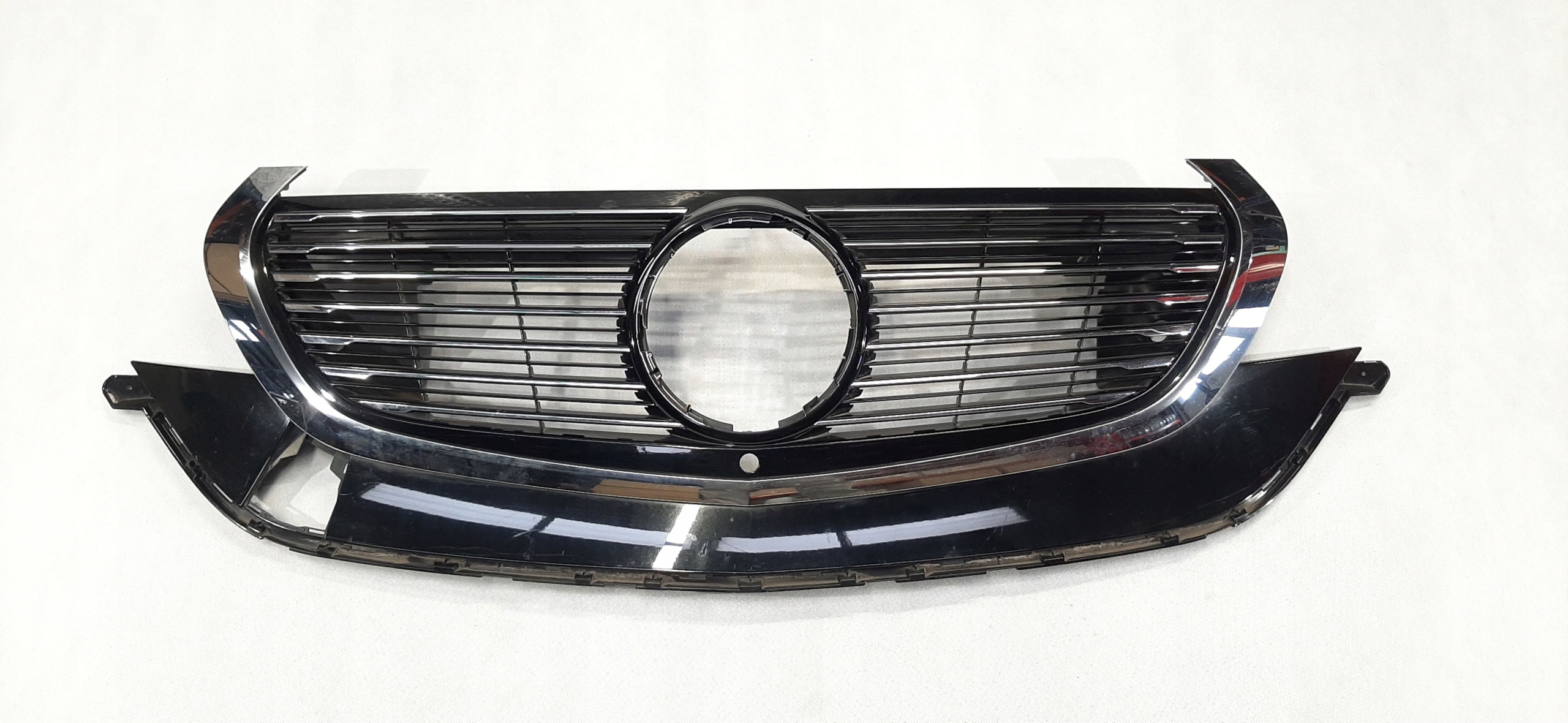 MERCEDES EQC ATRAPA GRILL A2938881800 A2938883500