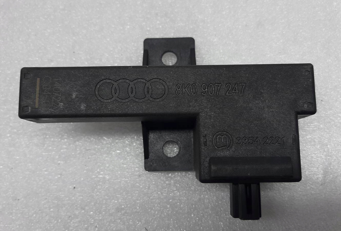 Audi A4 A5 A6 A7 Q5 Antena Keyless 8K0907247