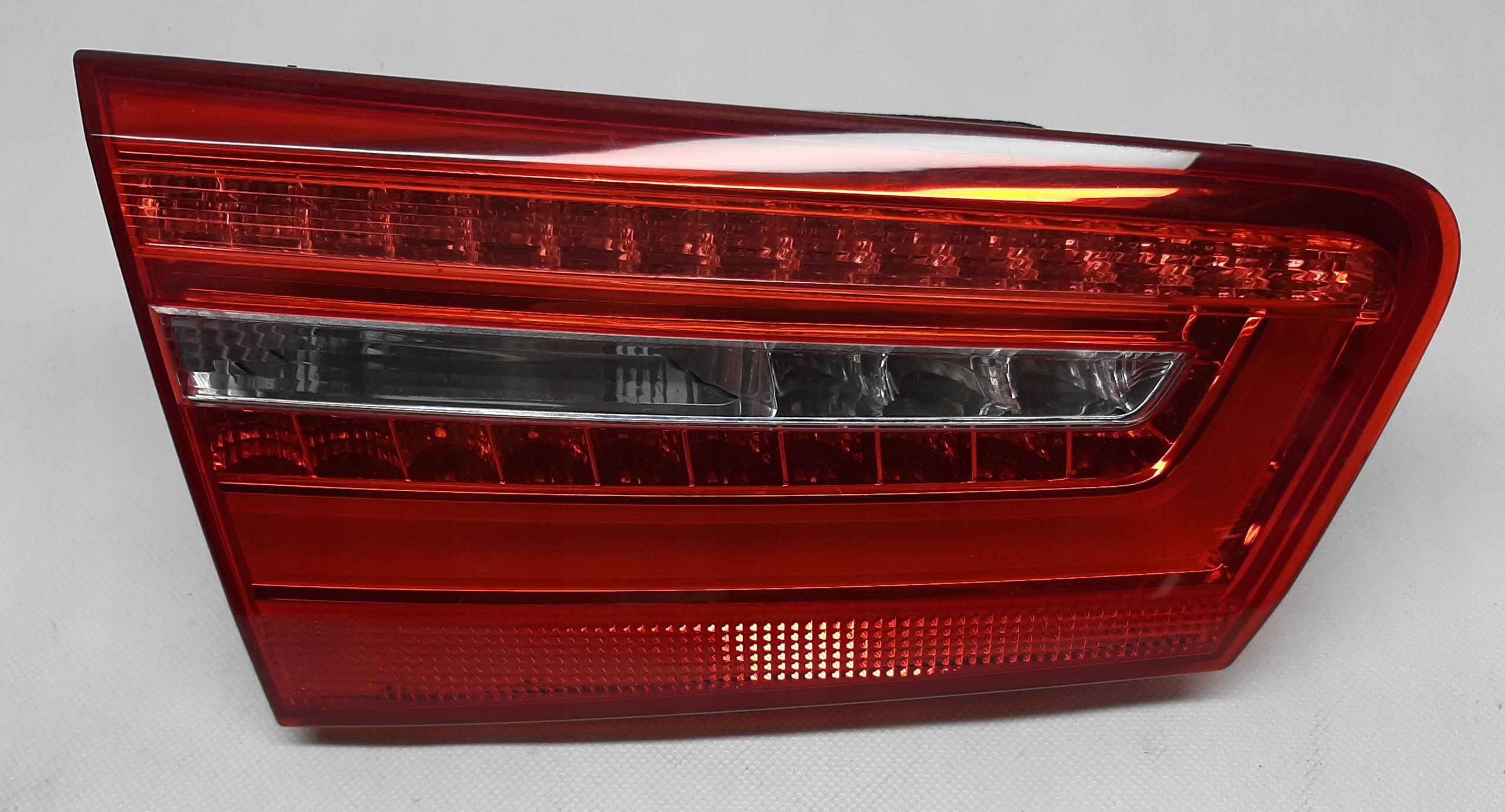 Audi A6 C7 Avant Combi 2010-2014 Lampa tył lewa LED 4G9945093B Klapa High