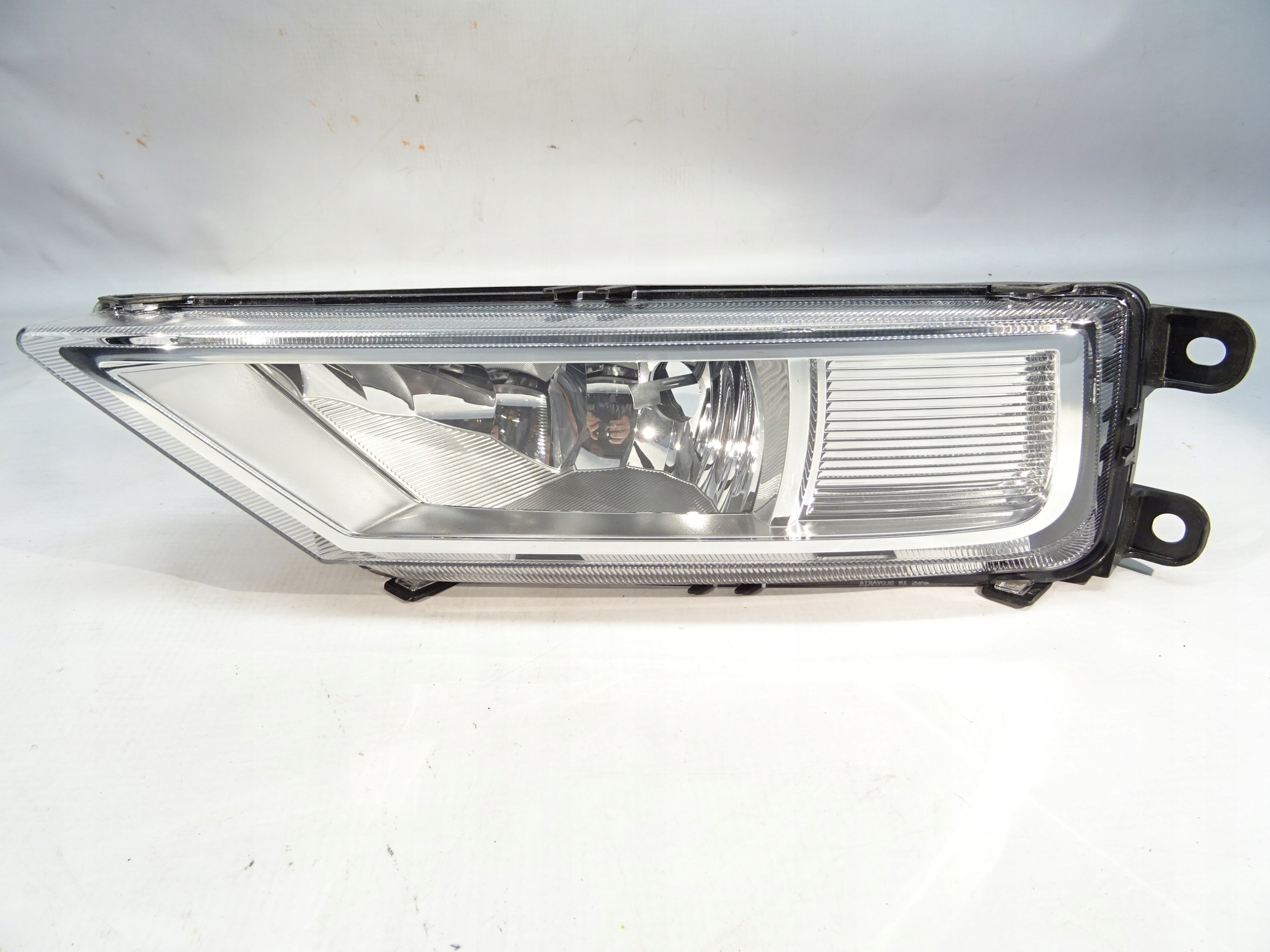 VW TIGUAN II HALOGEN LEWY 5NA941699