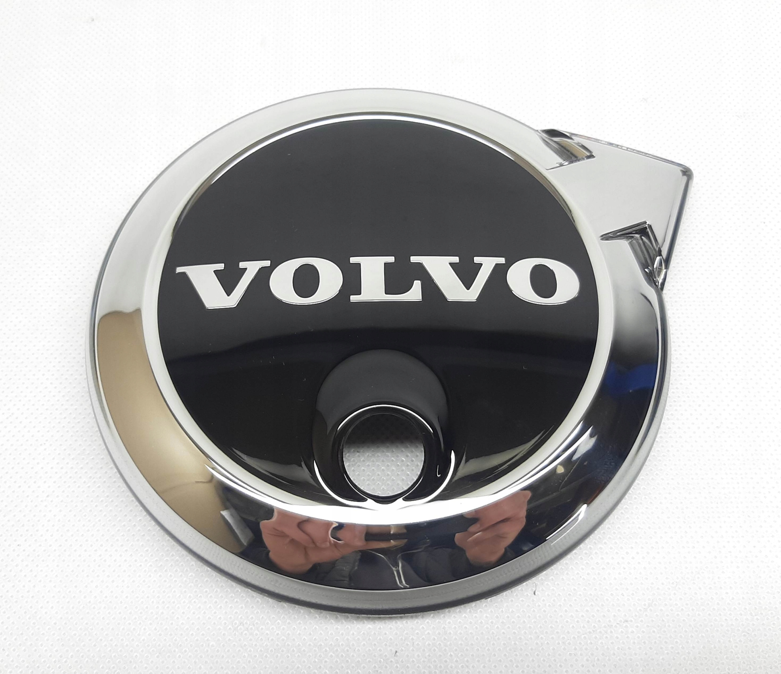 Volvo V90 XC90 S90 Znaczek Emblemat 32337964 NOWY