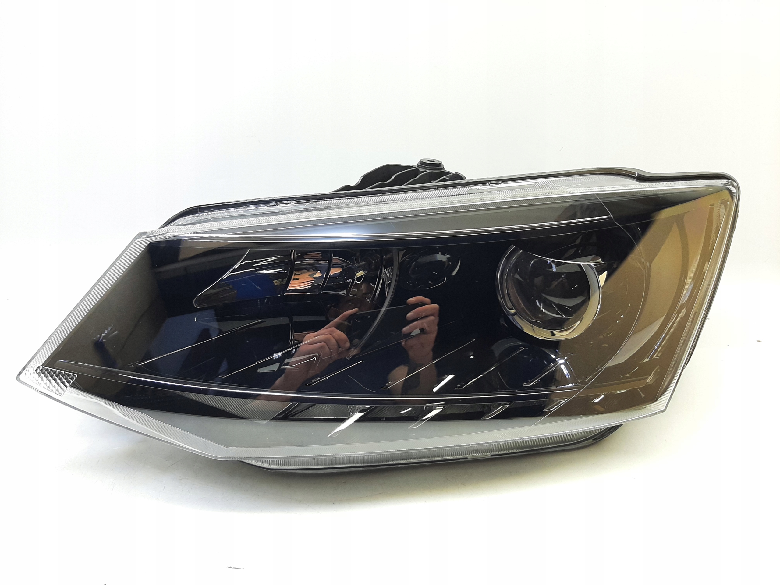 SKODA FABIA REFLEKTOR LAMPA LEWA LED 6V1941015B