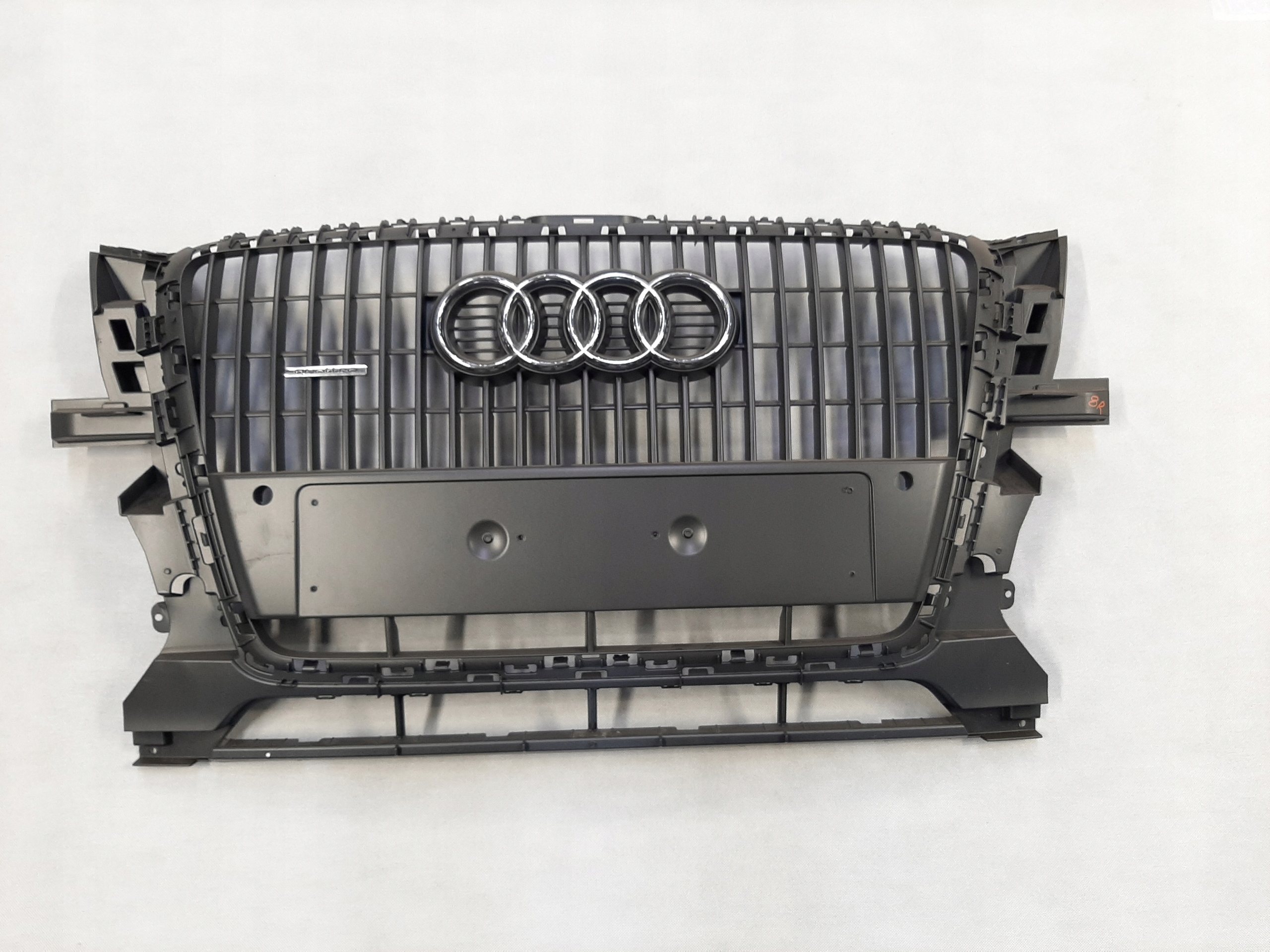 Audi Q5 8R Quattro Atrapa Grill 8R0853651 2008-2012