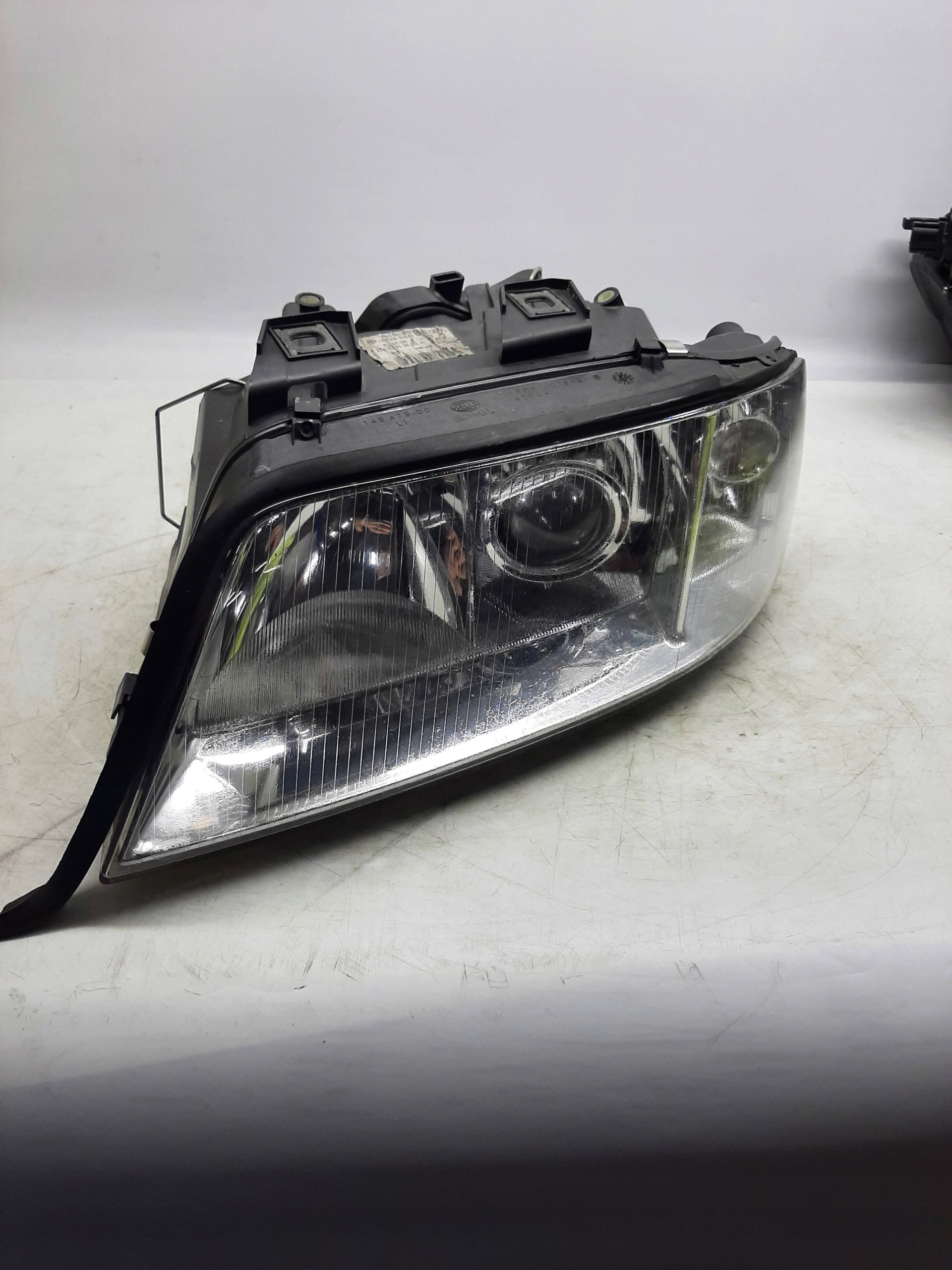 AUDI A6 C5 97/01 xenon REFLEKTOR LAMPA LEWA 4B0941003