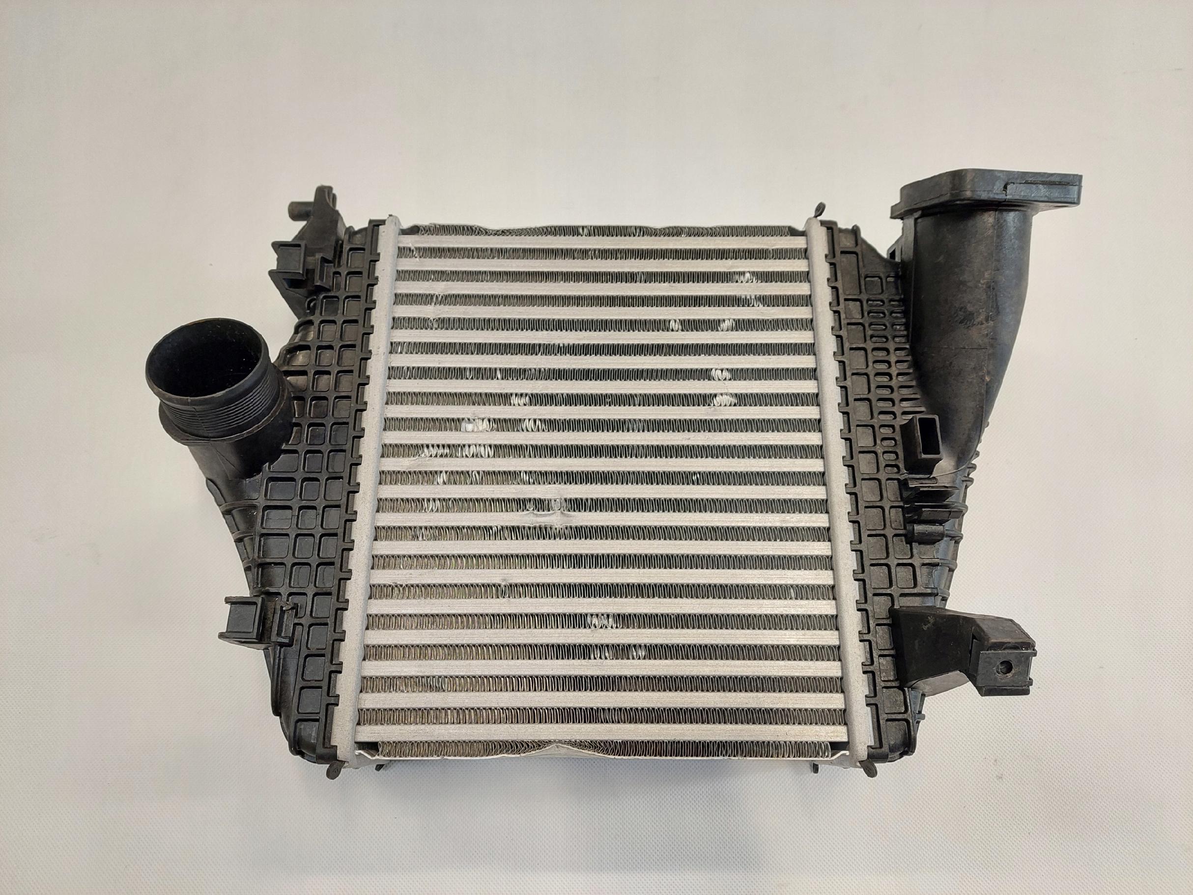 LAMBORGHINI URUS INTERCOOLER 4M0145804BT