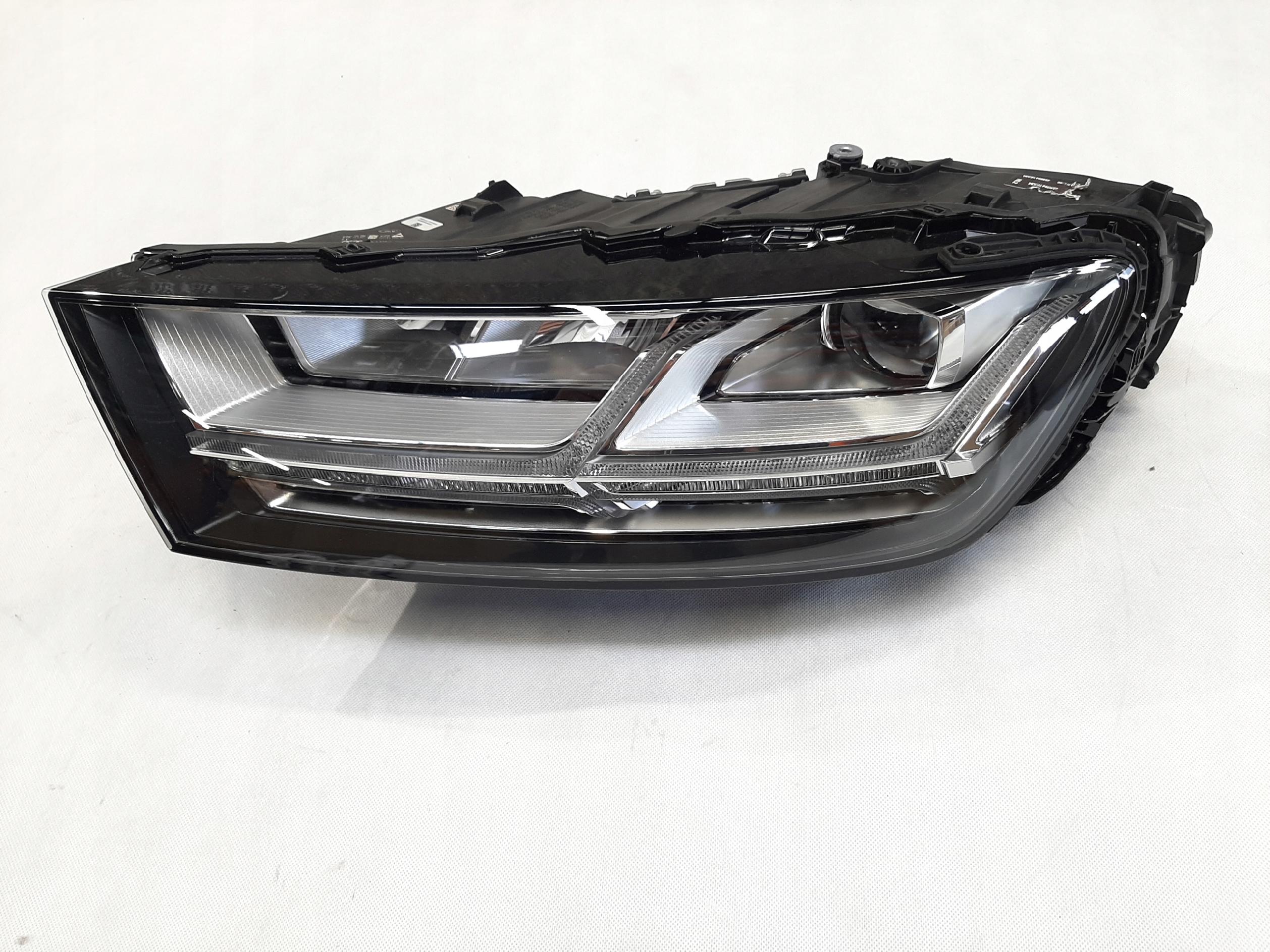 Audi Q7 14-18 4M0941033A Reflektor Lewy Full LED