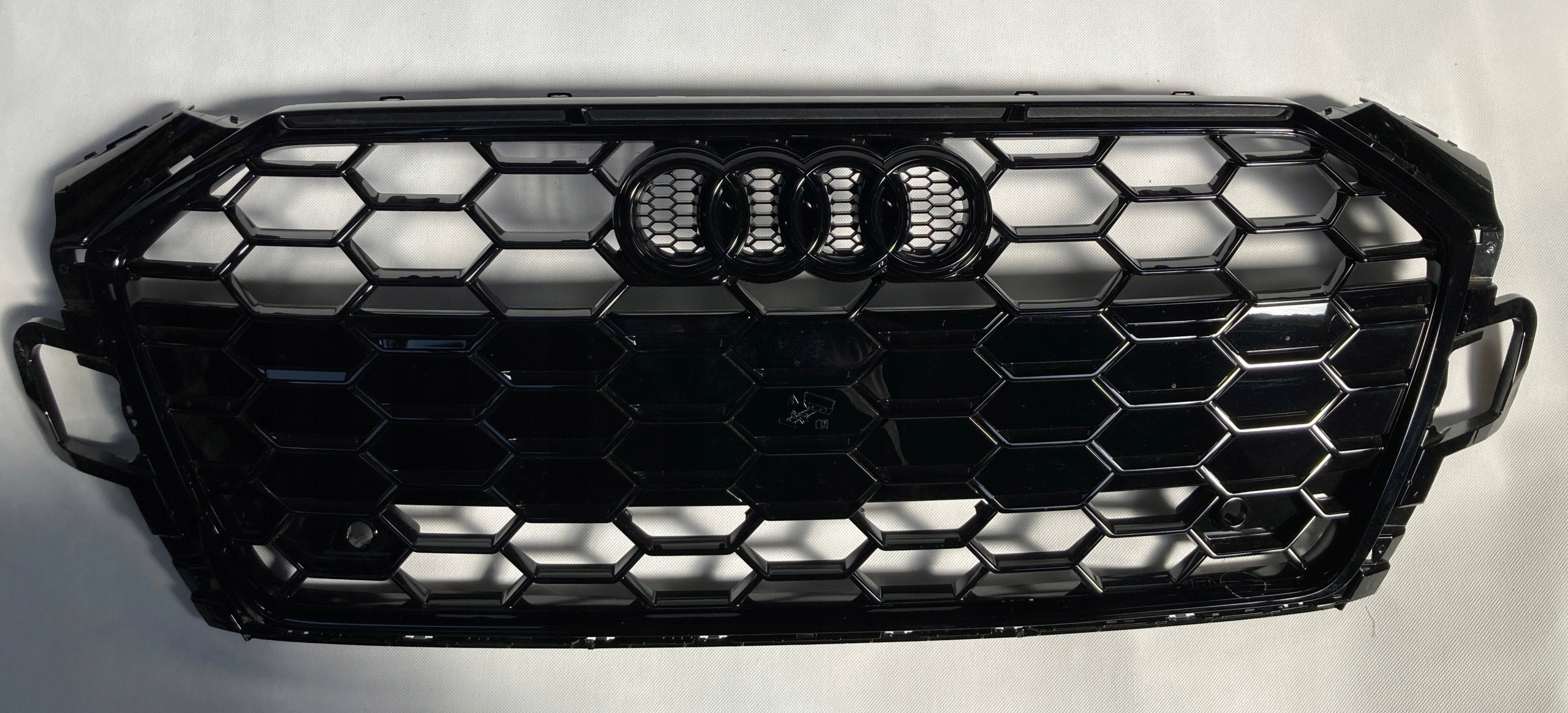 Audi A5 F5 LIFT Atrapa Grill 8W6853651BL BJ NOWA