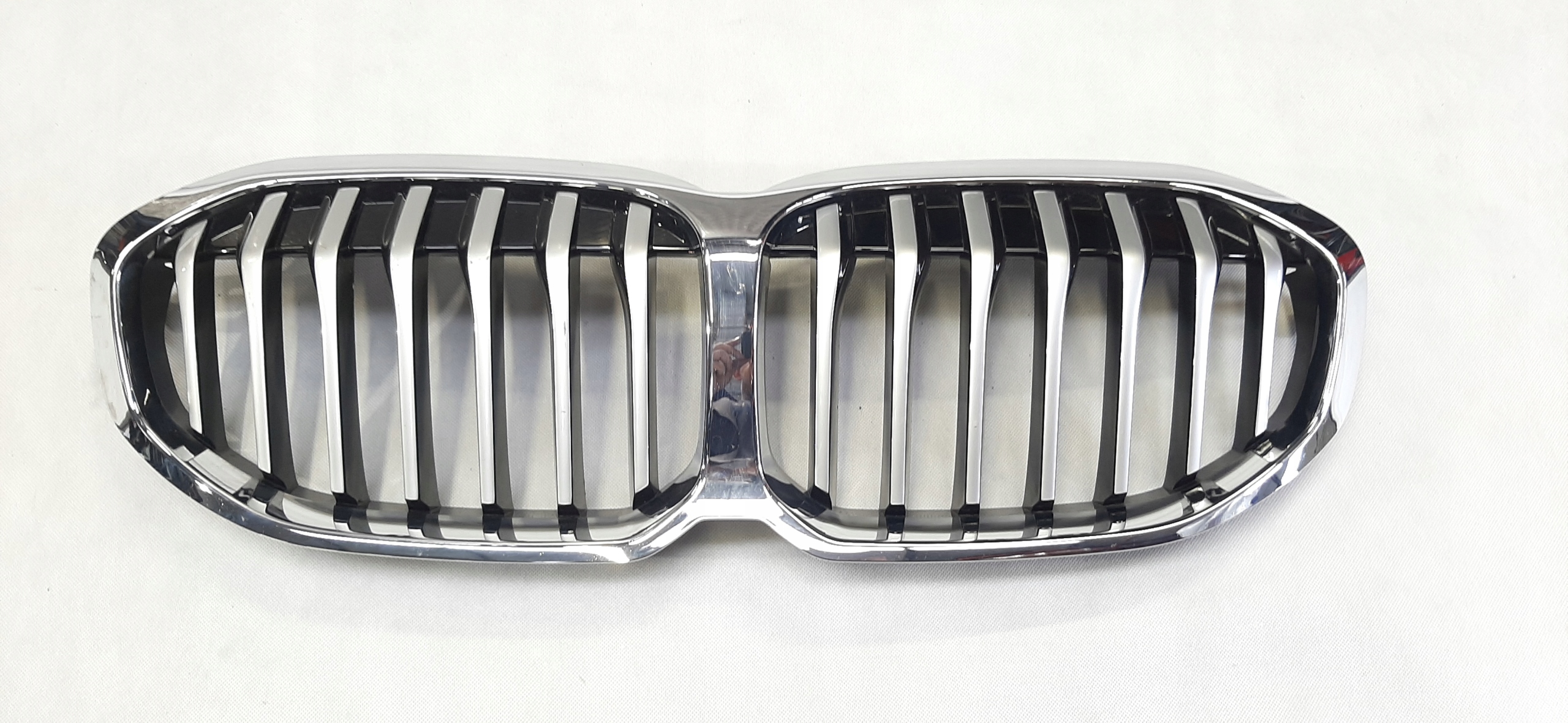 BMW 1 F40 7450957 Atrapa Grill Przód Luxury Line