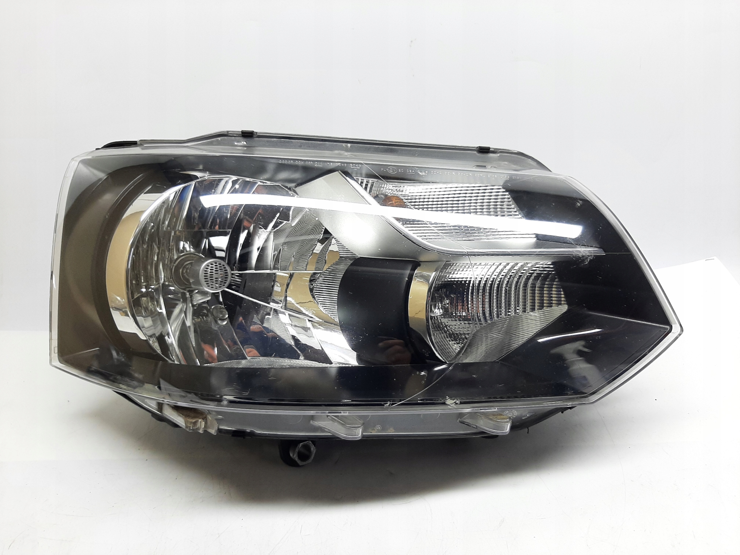 Volkswagen Transporter T5 Reflektor Lampa Przednia Prawa 7E1941016T