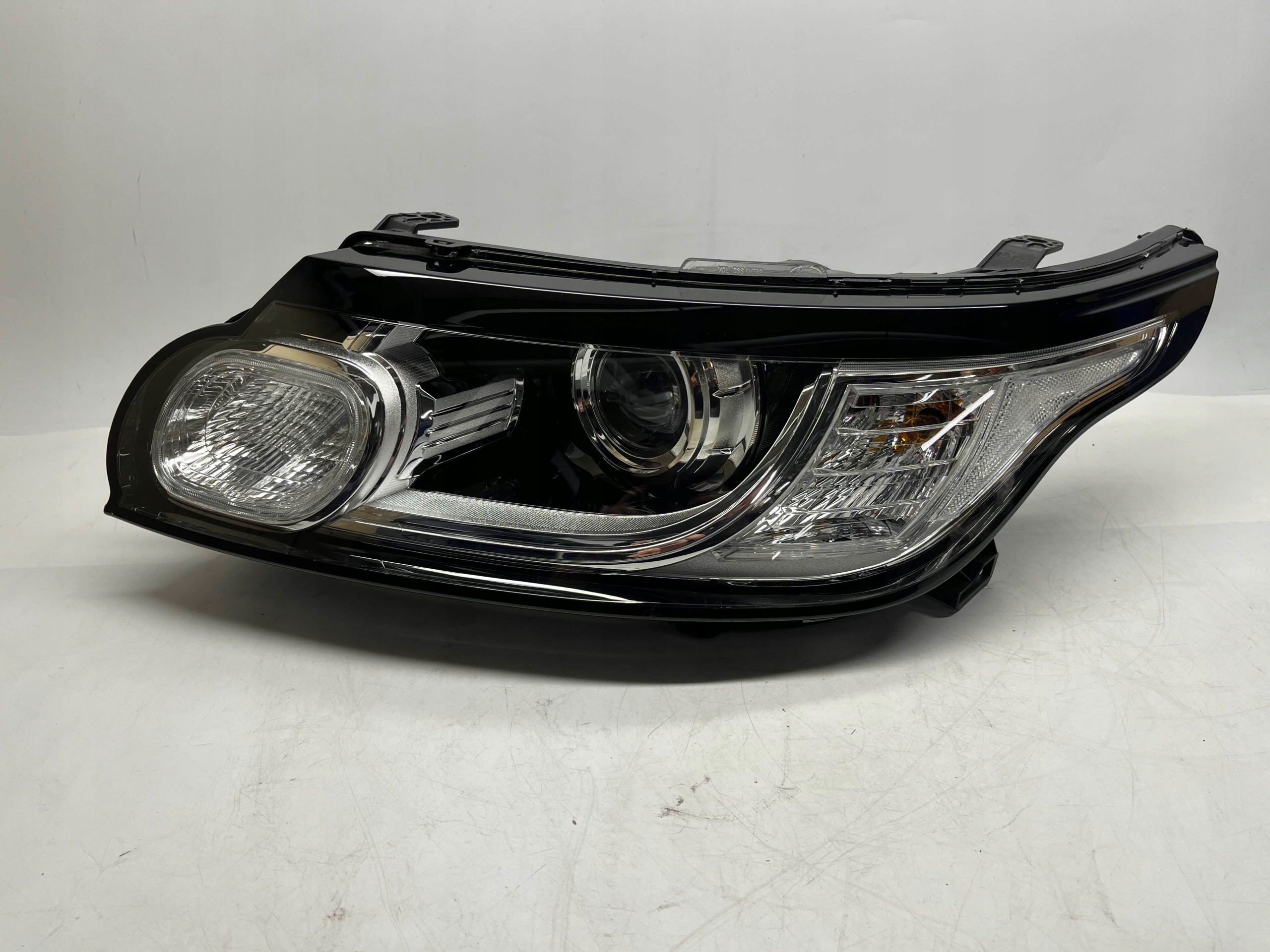 Land Rover Range Rover Sport II Reflektor Lampa Prawa DK62-13W030BH