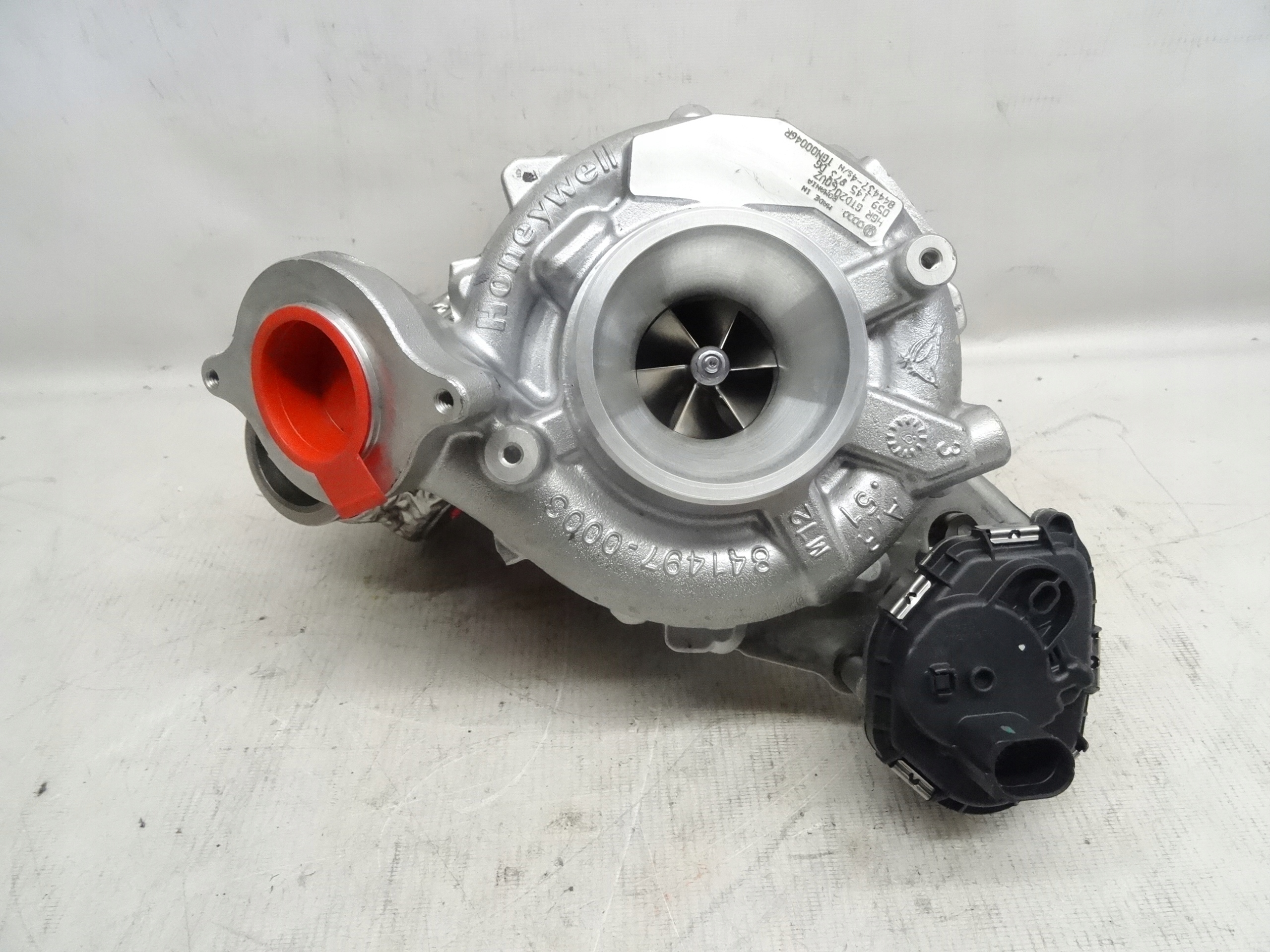 AUDI 3.0TDI TURBOSPRĘŻARKA TURBINA 059145873DG