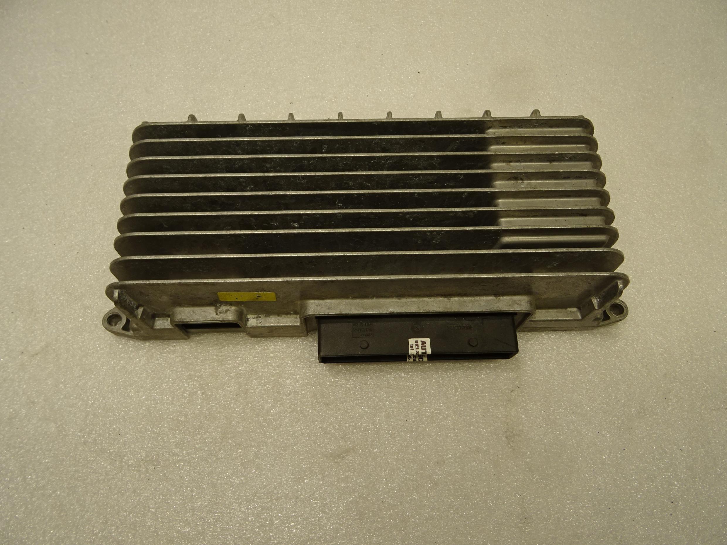 AUDI A4 A5 WZMACNIACZ AUDIO AMPLIFIER 8T0035223A AD