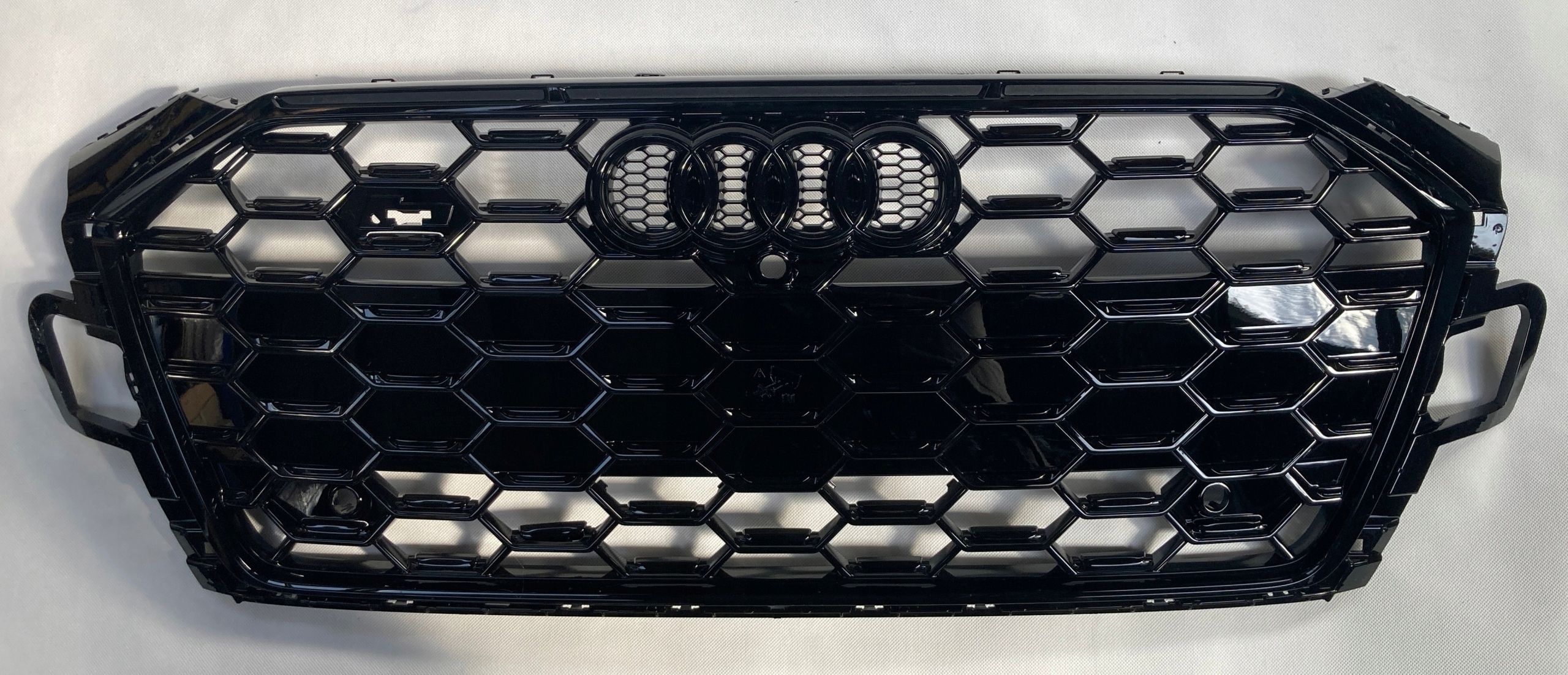 Audi S5 A5 F5 LIFT Atrapa Grill 8W6853651BQ NOWA