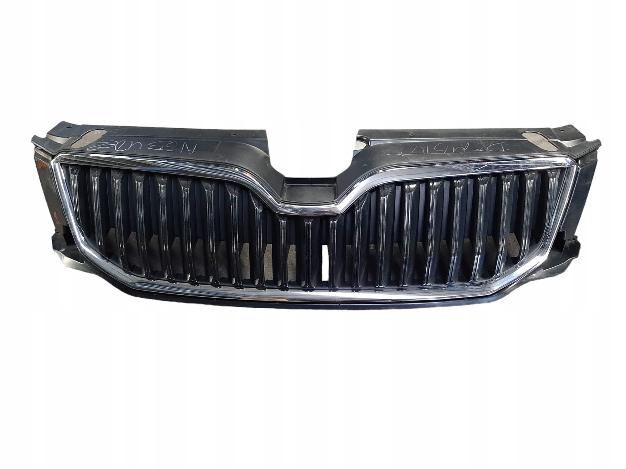 SKODA OCTAVIA III GRILL ATRAPA 5E0853653