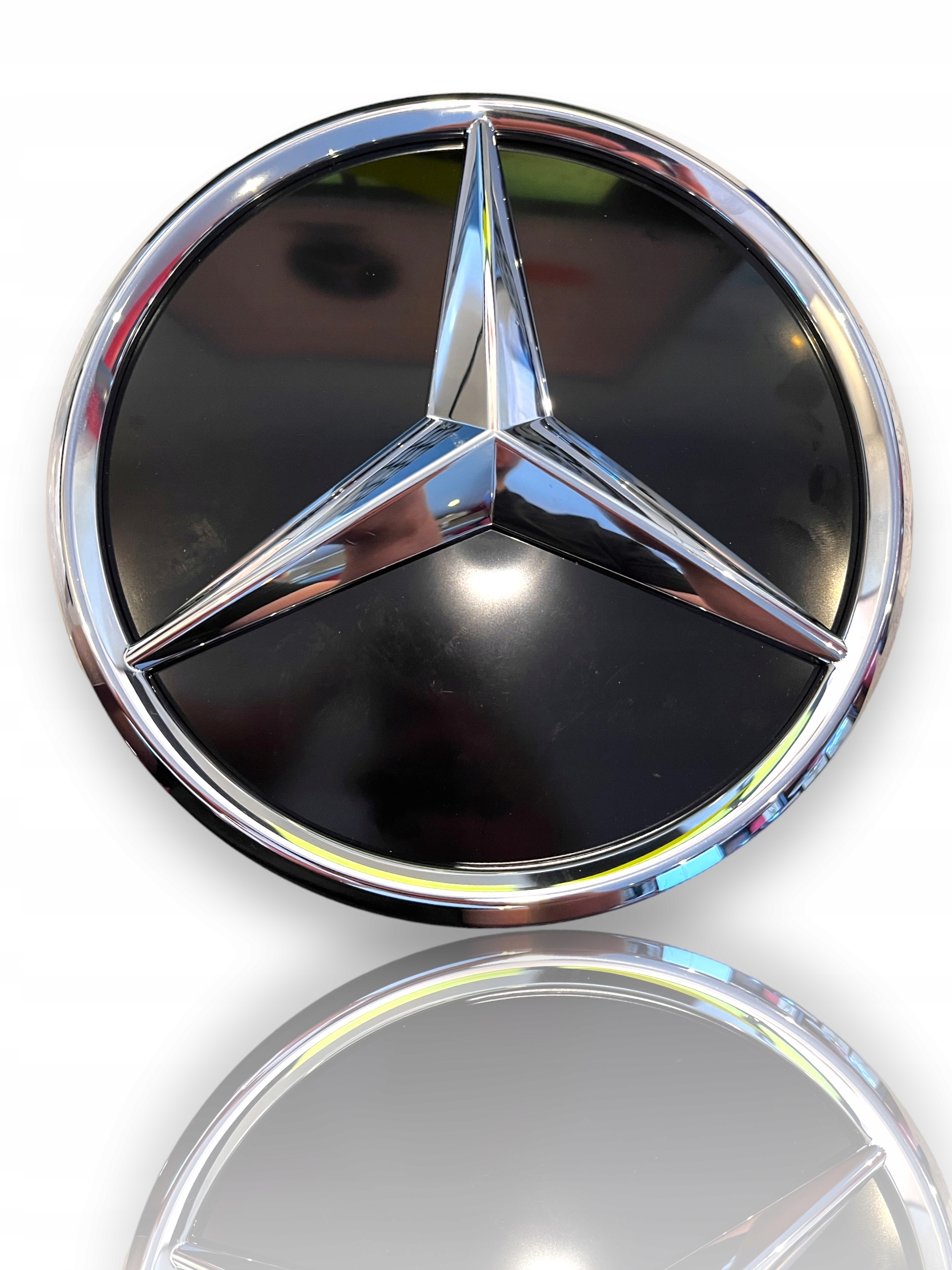 MERCEDES A2068884900 LOGO ZNACZEK EMBLEMAT