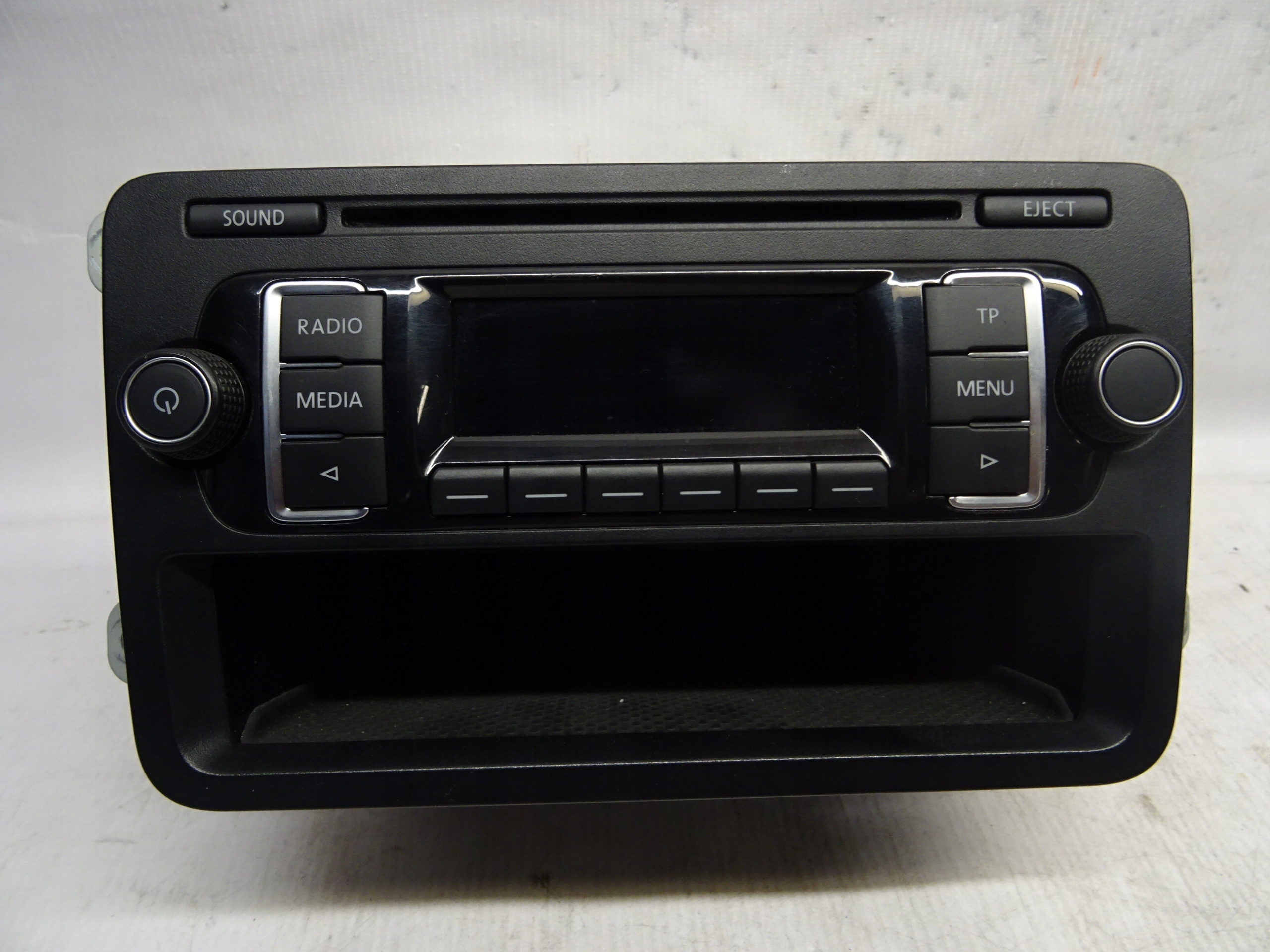 VW SHARAN RADIO MEDIA Z KODEM 7N0035156