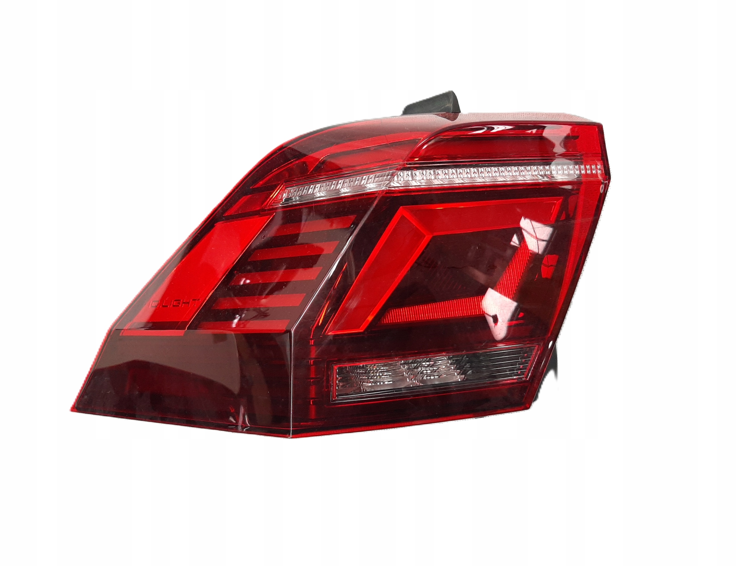 VW TIGUAN II LIFT 2020- LAMPA LED IQ LIGHT ANIMACJA LEWY TYŁ 5NA945207J