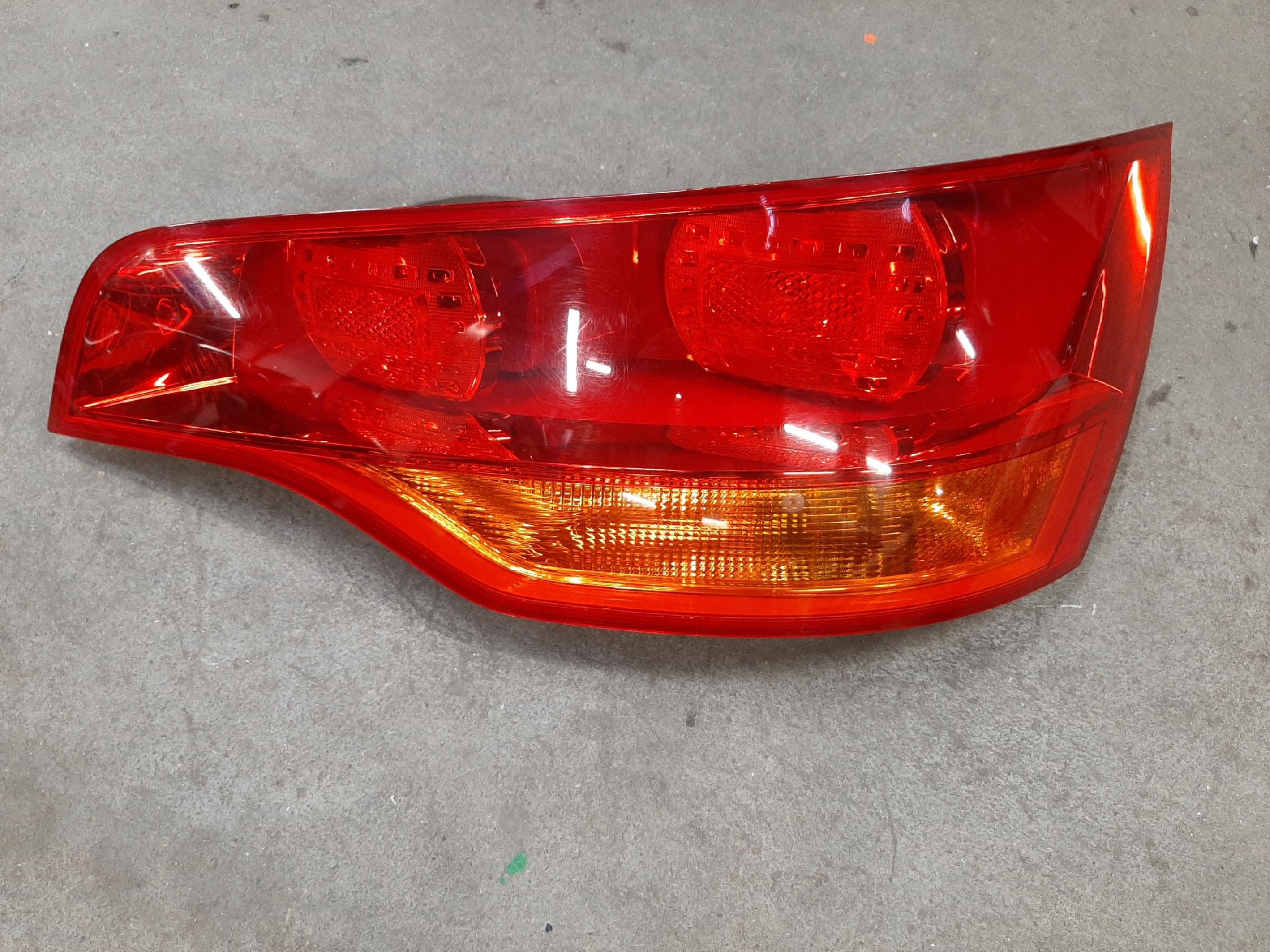 Audi Q7 (2005-2010r.) Lampa Tył Prawa 4L0945094