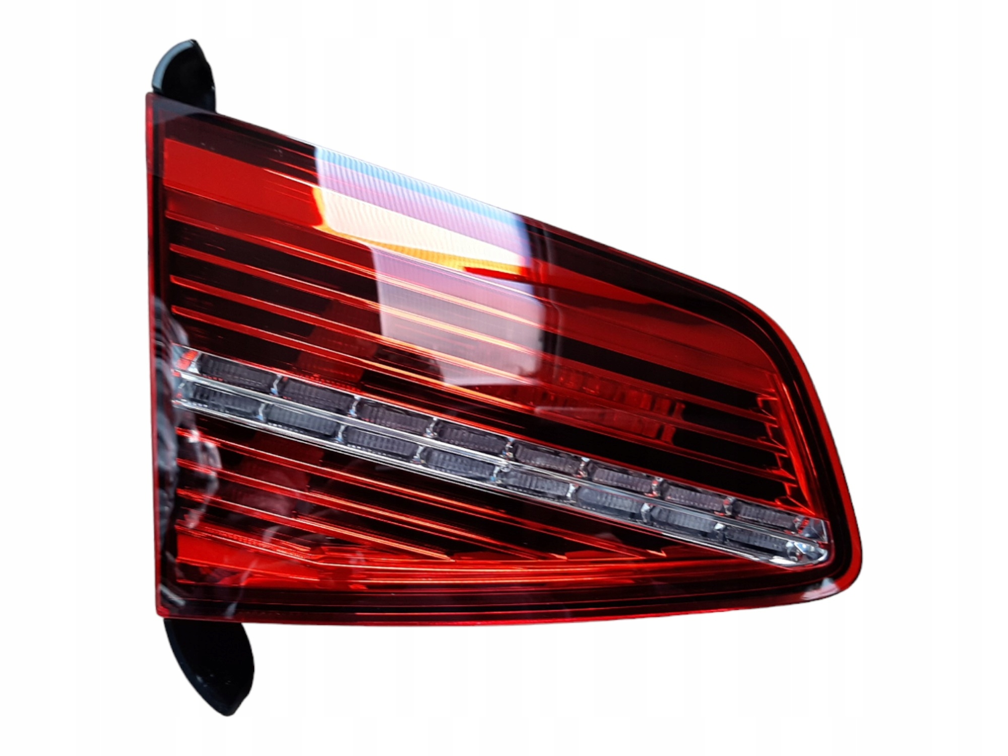 VW PASSAT B8 SEDAN LAMPA TYLNA LED LEWA WEWNĘTRZNA 3G5945307D