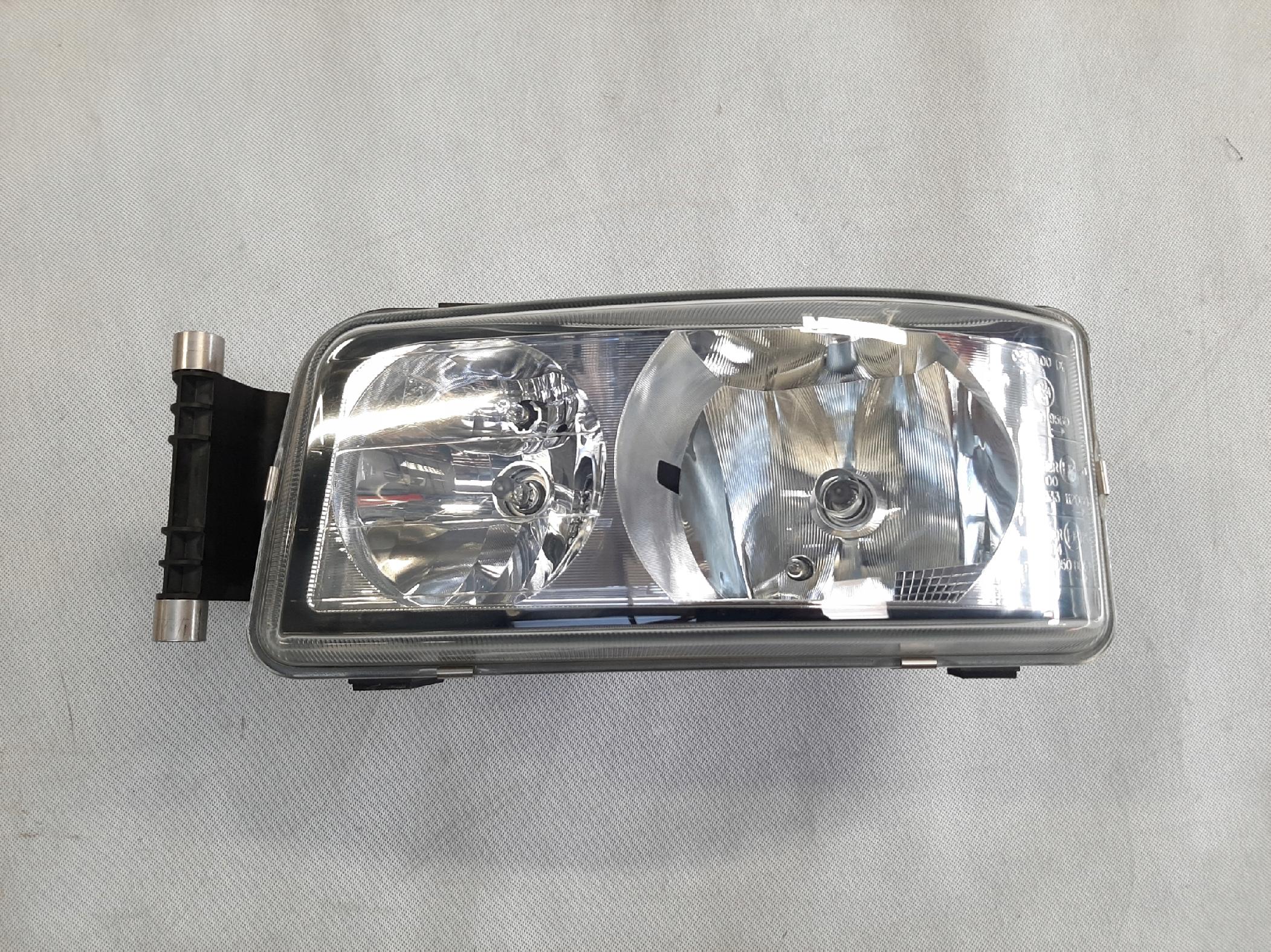 MAN TGA Lampa Reflektor LEWA 8125101 - 6635