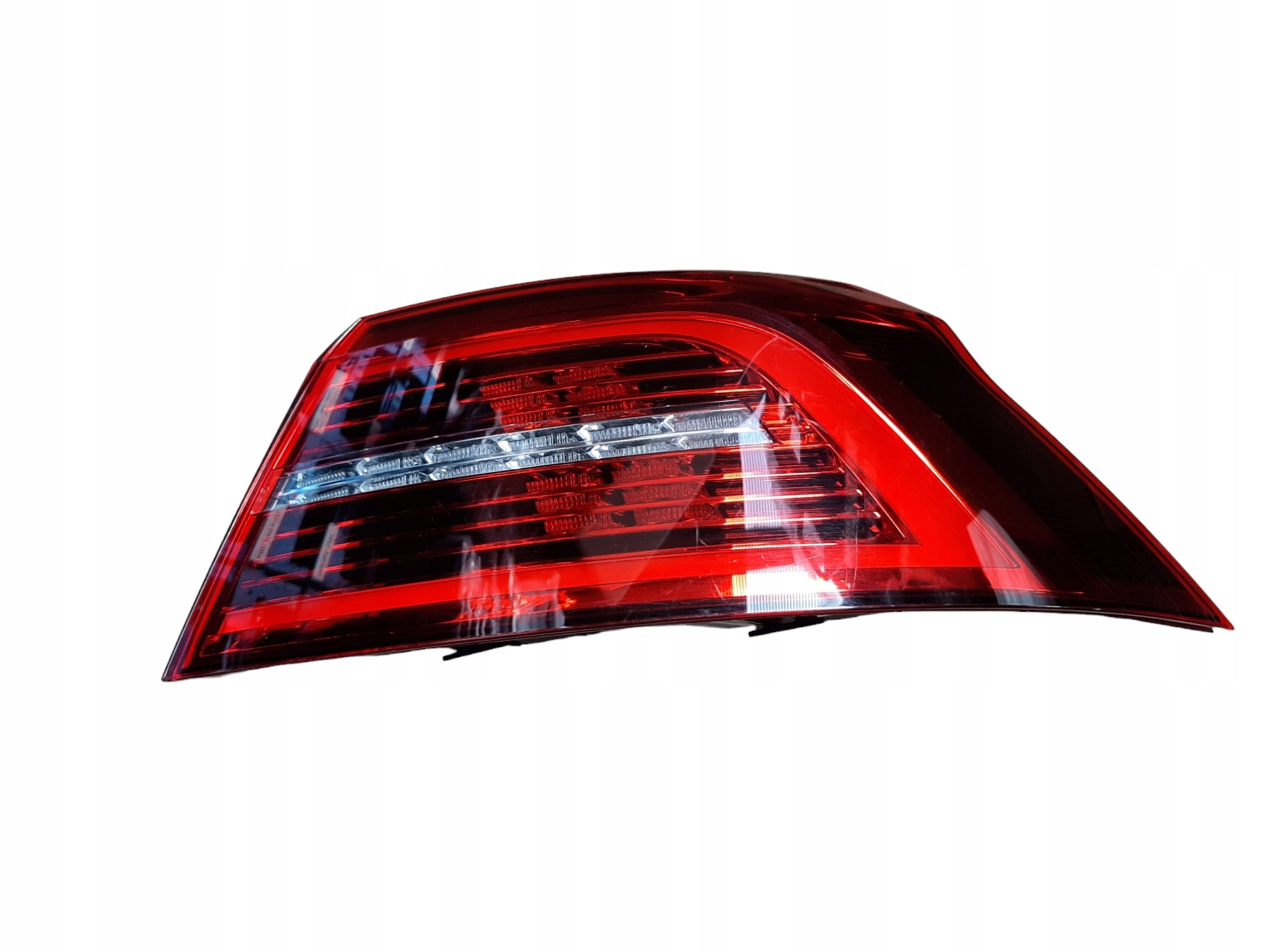 VW PASSAT B8 SEDAN LAMPA TYLNA LED PRAWA ZEWNĘTRZNA 3G5945208C