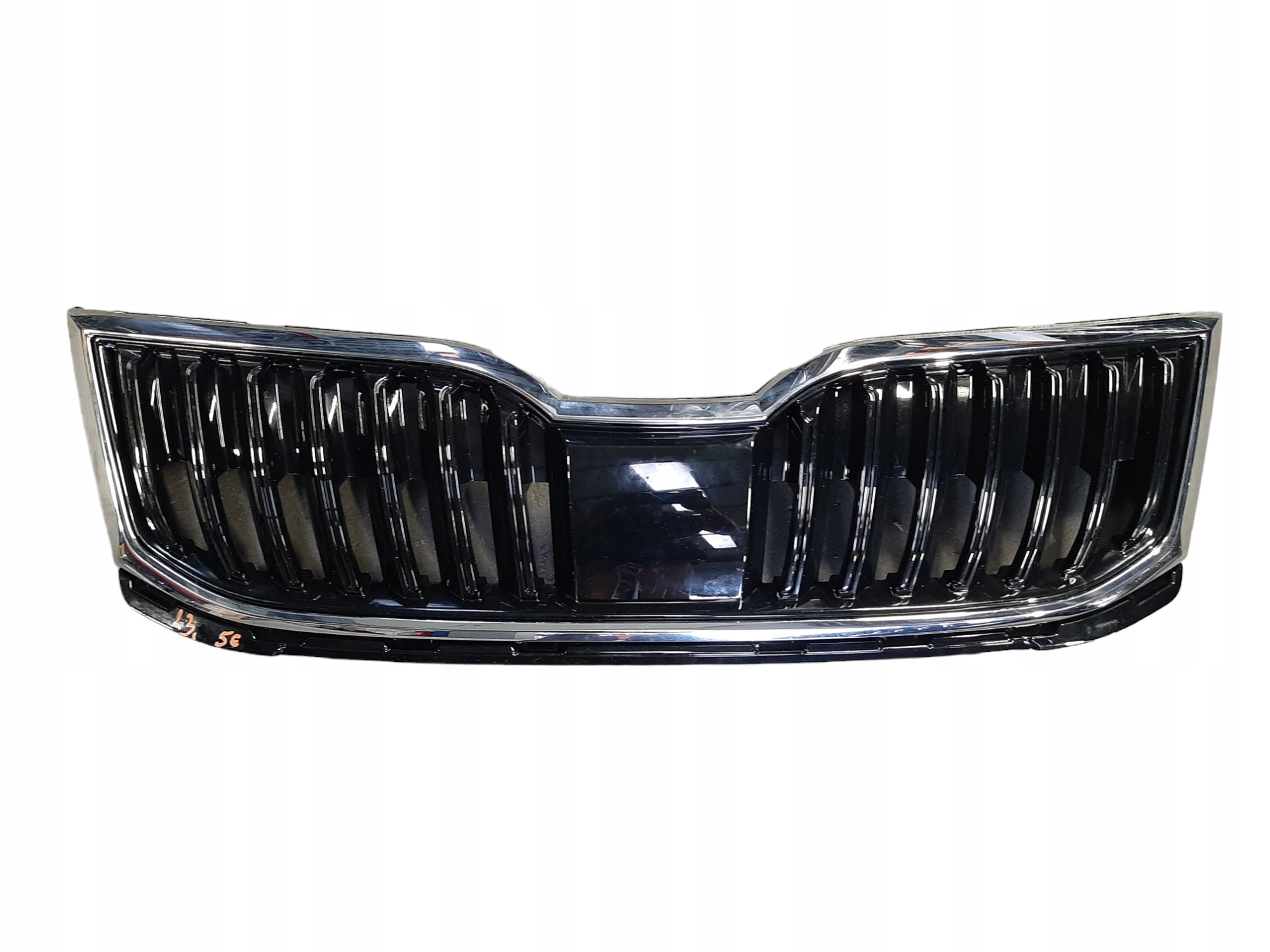 SKODA OCTAVIA III GRILL ATRAPA 5E0853653C