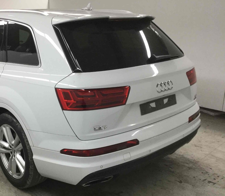 Audi Q7 4M S-LINE Tył kpl Zderzak Klapa Lampy LS9R