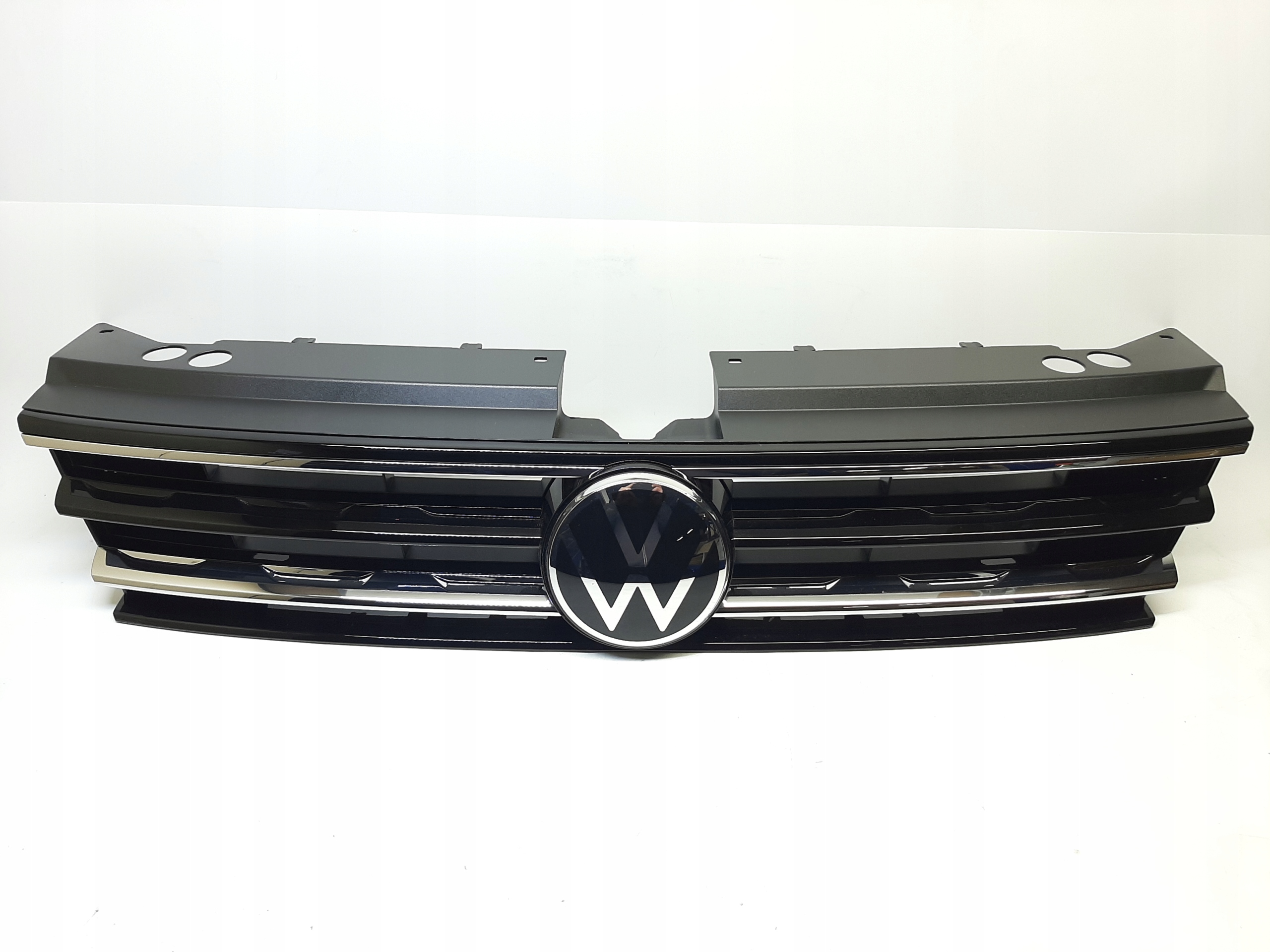 VW Tiguan Atrapa Grill + Emblemat 5NA853651 5NA853653 5NA853653B 760853601E