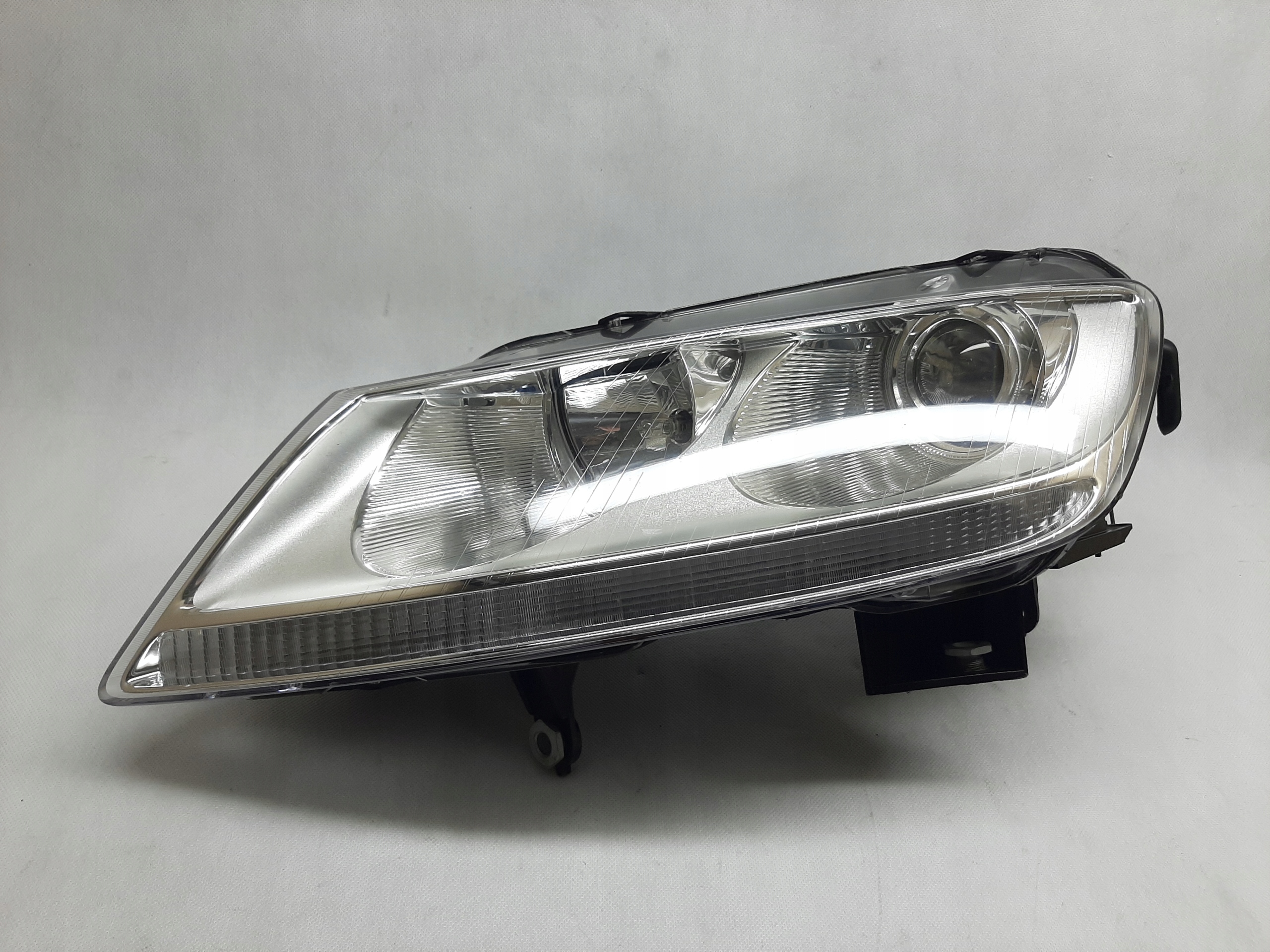 VW Phaeton Lampa Reflektor Xenon lewy 3D1941015H